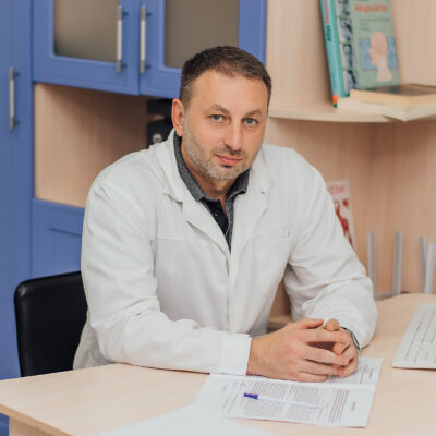 Лазаренко Дмитрий Валентинович — травматолог-ортопед